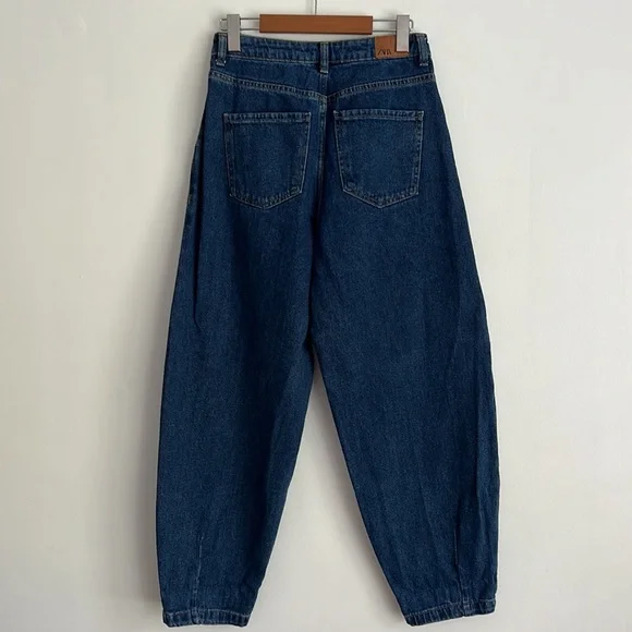 Zara High Rise Blue Jeans - Picture 3 of 6